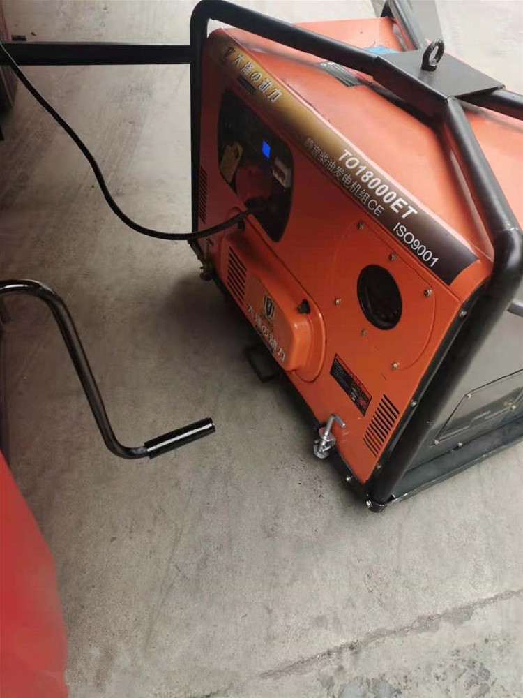 湖北隨州車場(chǎng)15kw發(fā)電機(jī)