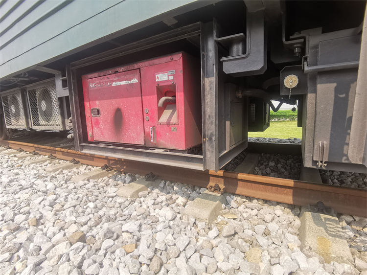 動(dòng)車(chē)裝載15kw久保田動(dòng)力發(fā)電機(jī)組